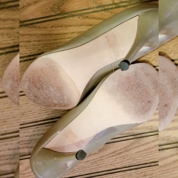 Stuart Weitzman Logoflame Patent Leather Peep Toe - Picture 4 of 6